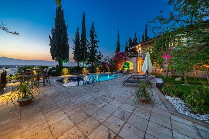 Image No.38-4 Bed Villa / Detached for sale