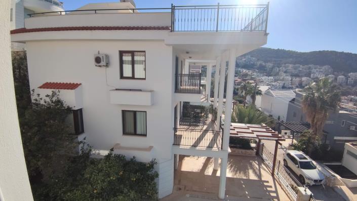 Image No.16-4 Bed Villa / Detached for sale