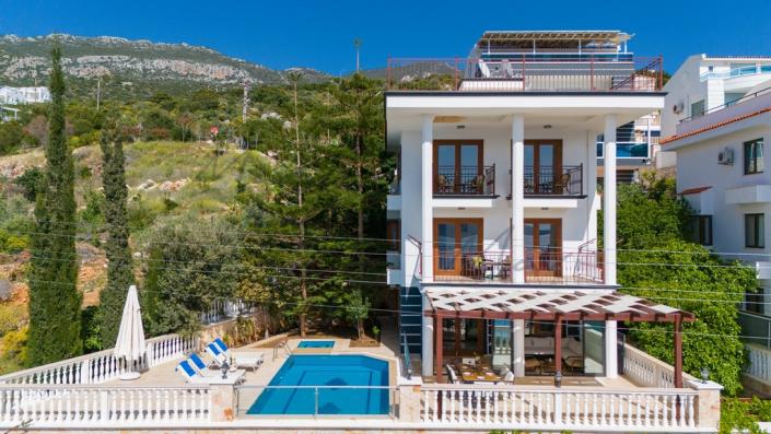 Image No.21-4 Bed Villa / Detached for sale