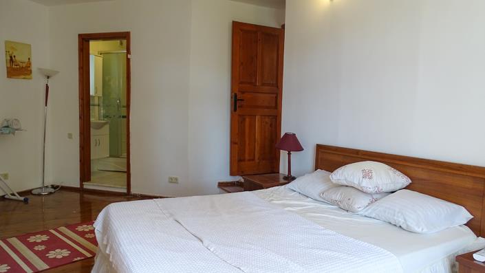 Image No.16-2 Bed Semi-Detached for sale