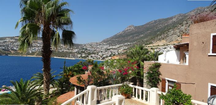 Image No.33-2 Bed Semi-Detached for sale