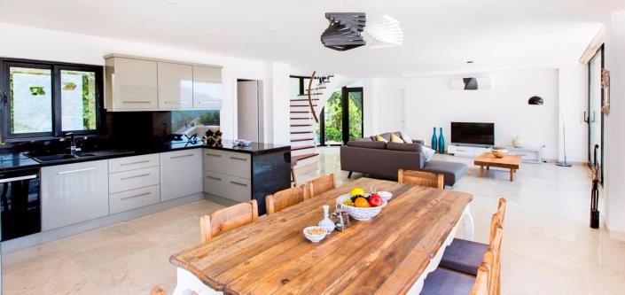 Image No.12-5 Bed Villa / Detached for sale