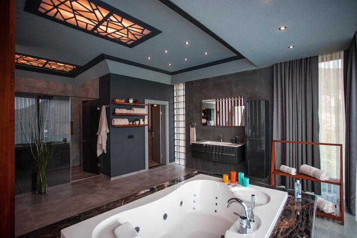 Image No.28-4 Bed Villa / Detached for sale