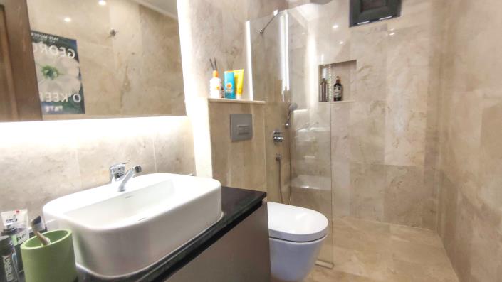 Image No.21-2 Bed Apartment for sale