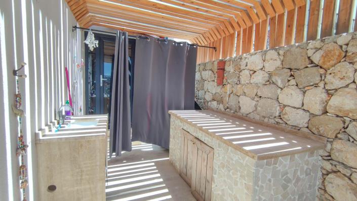 Image No.13-2 Bed Apartment for sale