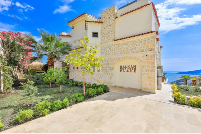 Image No.21-5 Bed Village House for sale