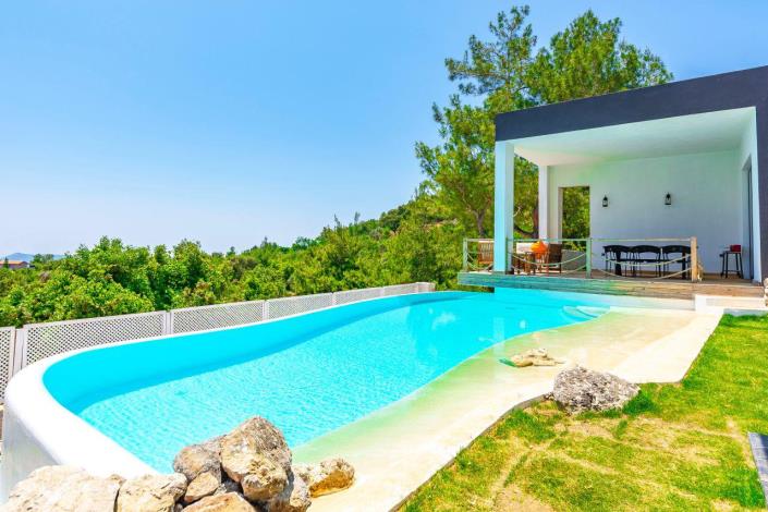 Image No.14-2 Bed Villa / Detached for sale