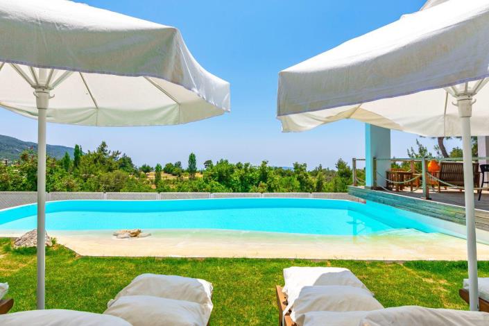 Image No.3-2 Bed Villa / Detached for sale