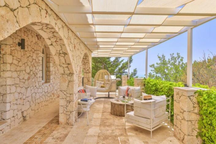 Image No.19-5 Bed Villa / Detached for sale