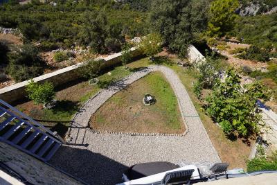 41fb688f-0a82-4064-85f5-41e4c7e0c59f