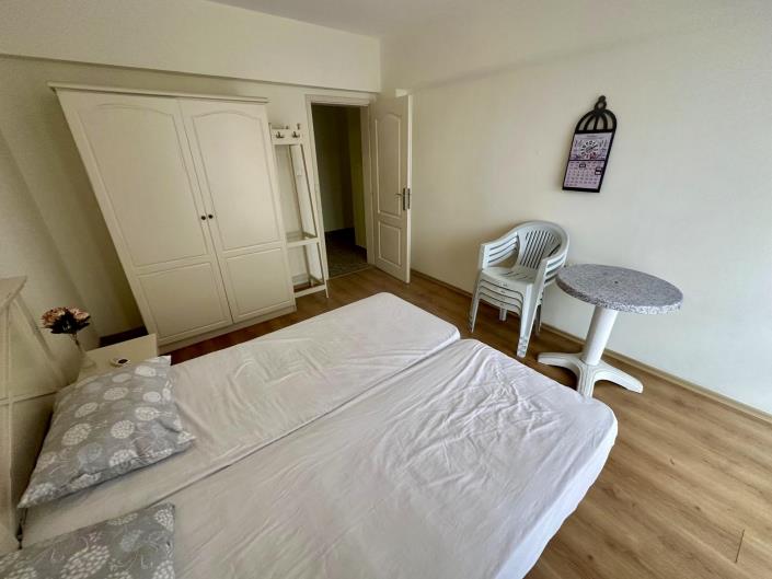 Image No.20-2 Bed Apartment for sale