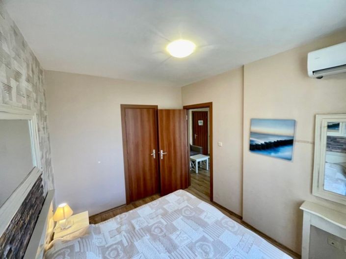 Image No.5-2 Bed Property for sale