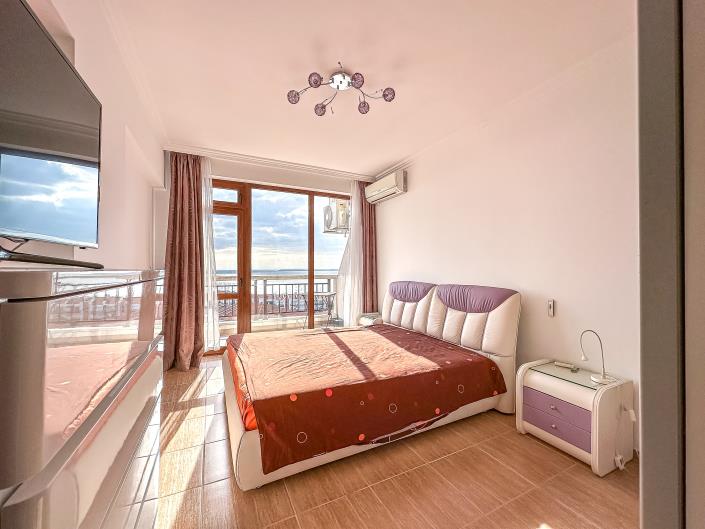 Image No.7-3 Bed Property for sale