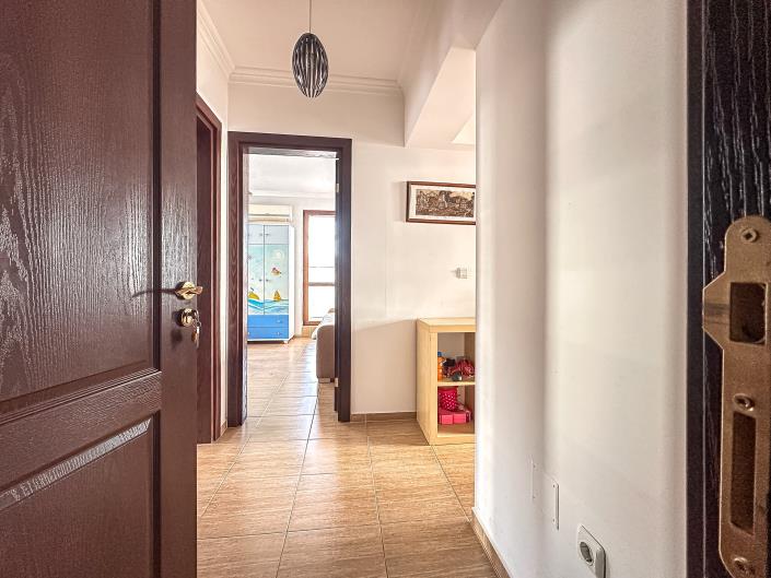 Image No.15-3 Bed Property for sale