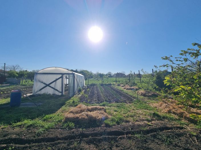 Image No.4-2 Bed Property for sale