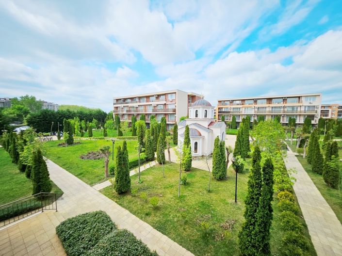 Image No.3-3 Bed Property for sale