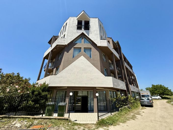 Image No.3-1 Bed Property for sale