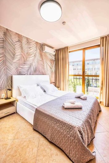 Image No.4-2 Bed Property for sale