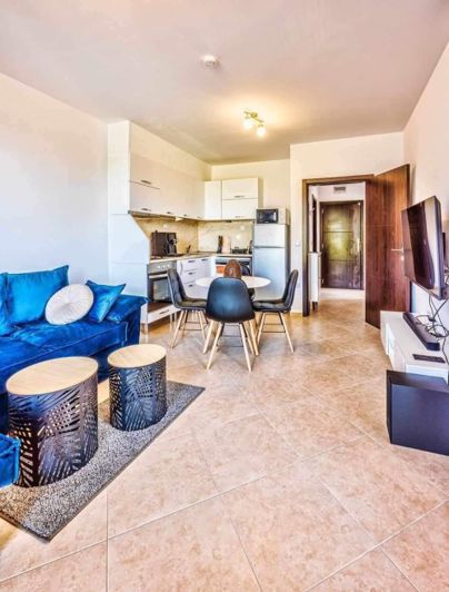 Image No.6-2 Bed Property for sale