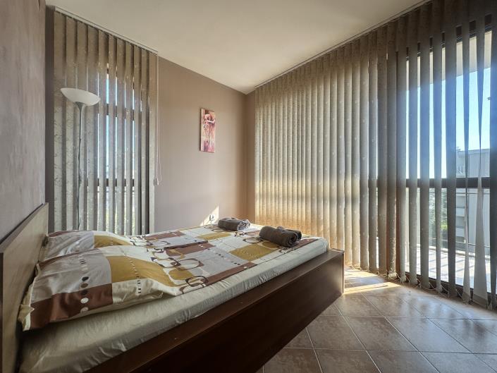 Image No.6-3 Bed Property for sale