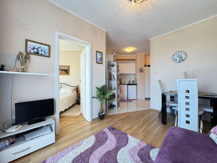 Image No.3-1 Bed Property for sale