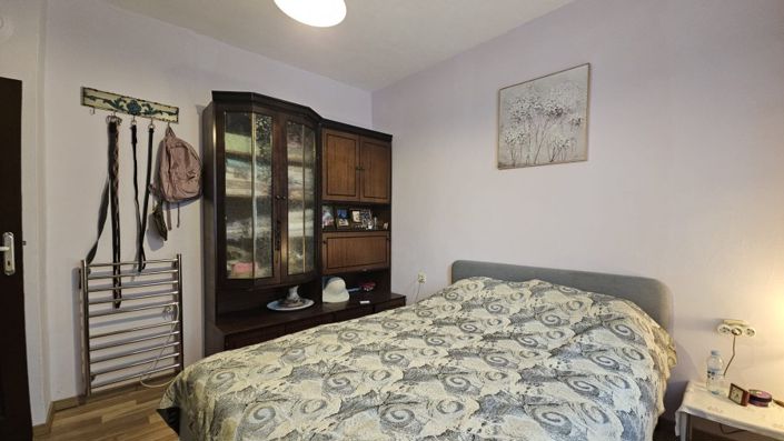 Image No.4-2 Bed Property for sale