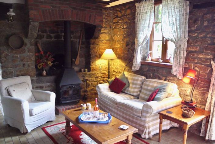 Image No.40-13 Bed House for sale