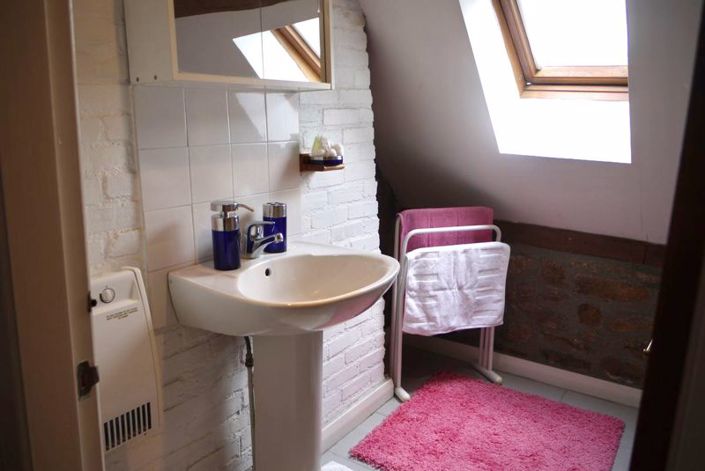 Image No.48-13 Bed House for sale