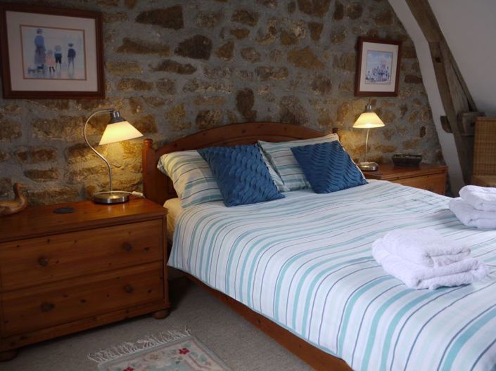 Image No.44-13 Bed House for sale