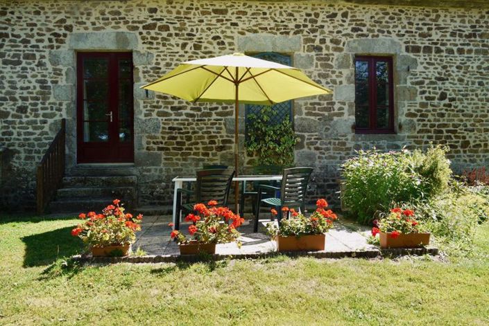 Image No.55-13 Bed House for sale