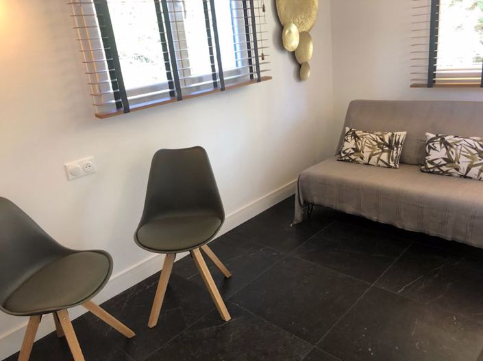 Image No.19-2 Bed House for sale