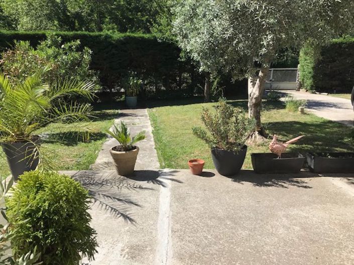 Image No.5-2 Bed House for sale