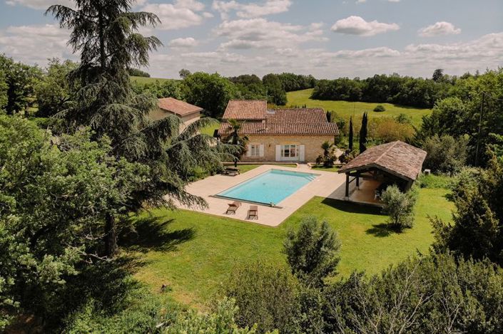 Image No.5-5 Bed Property for sale