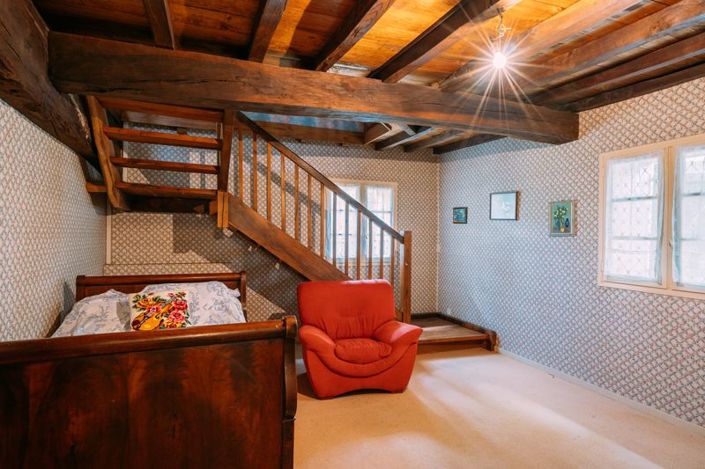 Image No.18-9 Bed Country House for sale