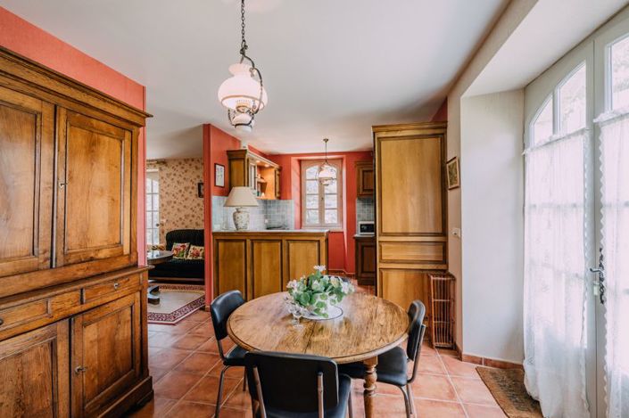 Image No.25-9 Bed Country House for sale