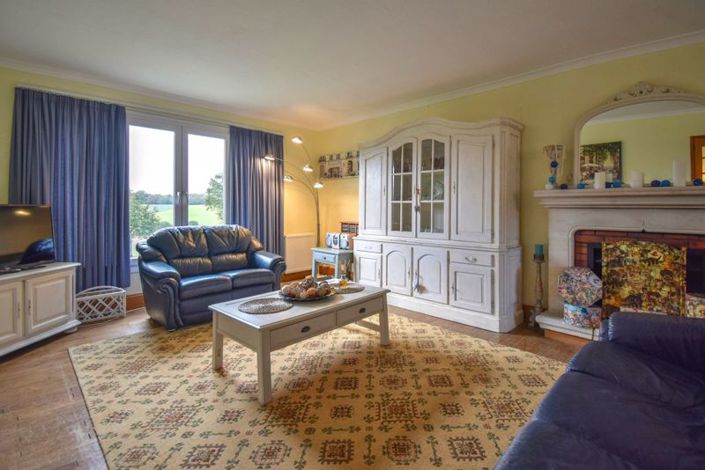 Image No.23-9 Bed House for sale