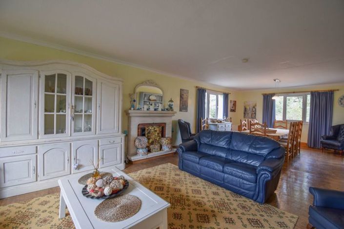 Image No.24-9 Bed House for sale