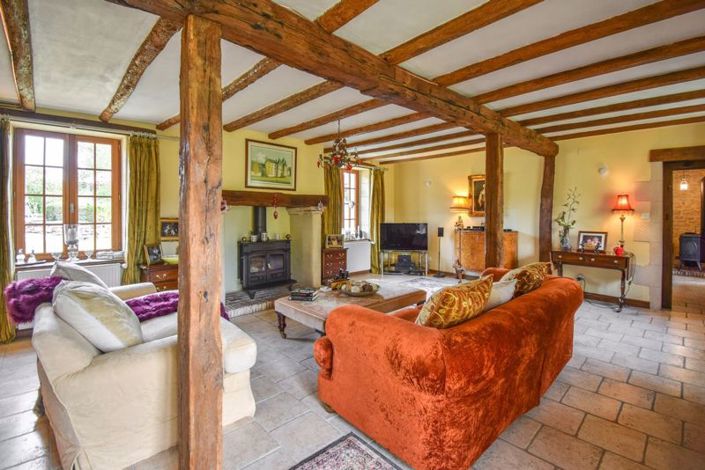 Image No.3-9 Bed House for sale