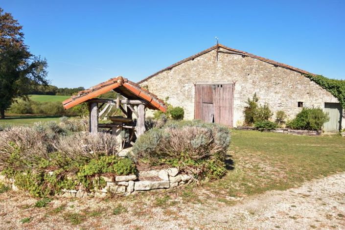 Image No.37-9 Bed House for sale