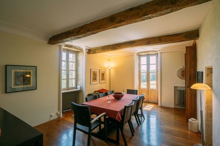 Image No.6-5 Bed House for sale