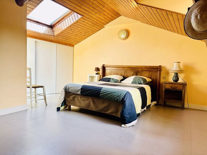 Image No.14-3 Bed House for sale