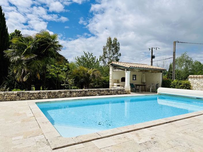 Image No.15-3 Bed House for sale