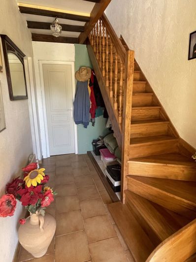 Image No.21-3 Bed House for sale