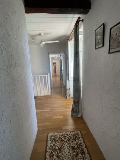 Image No.25-3 Bed House for sale