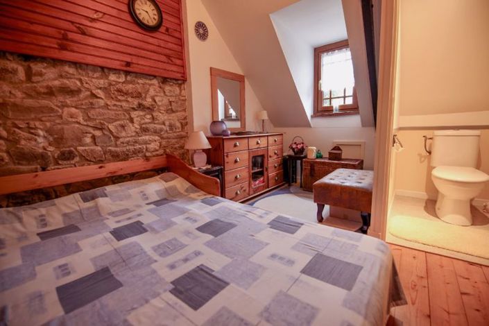 Image No.21-4 Bed House for sale