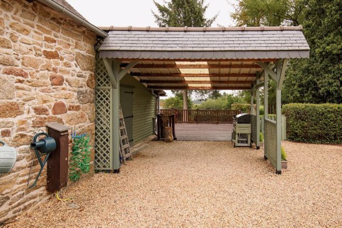 Image No.25-4 Bed House for sale