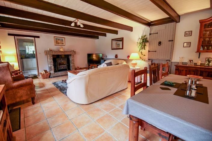 Image No.3-4 Bed House for sale