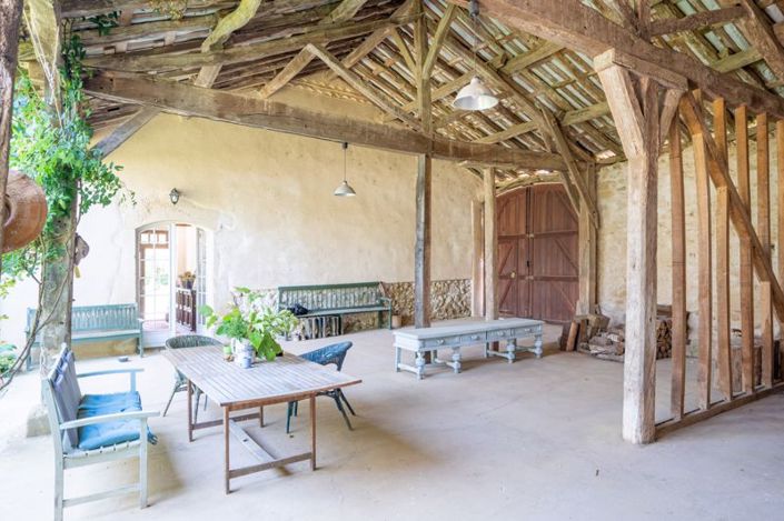 Image No.16-6 Bed House for sale