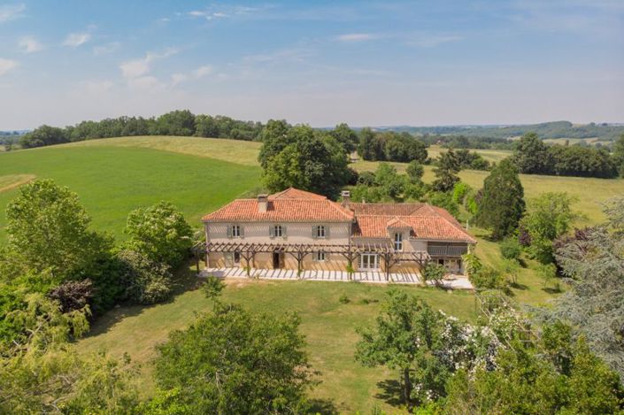 Image No.18-6 Bed House for sale