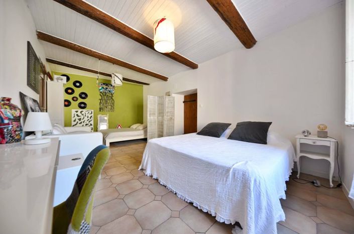 Image No.16-3 Bed House for sale